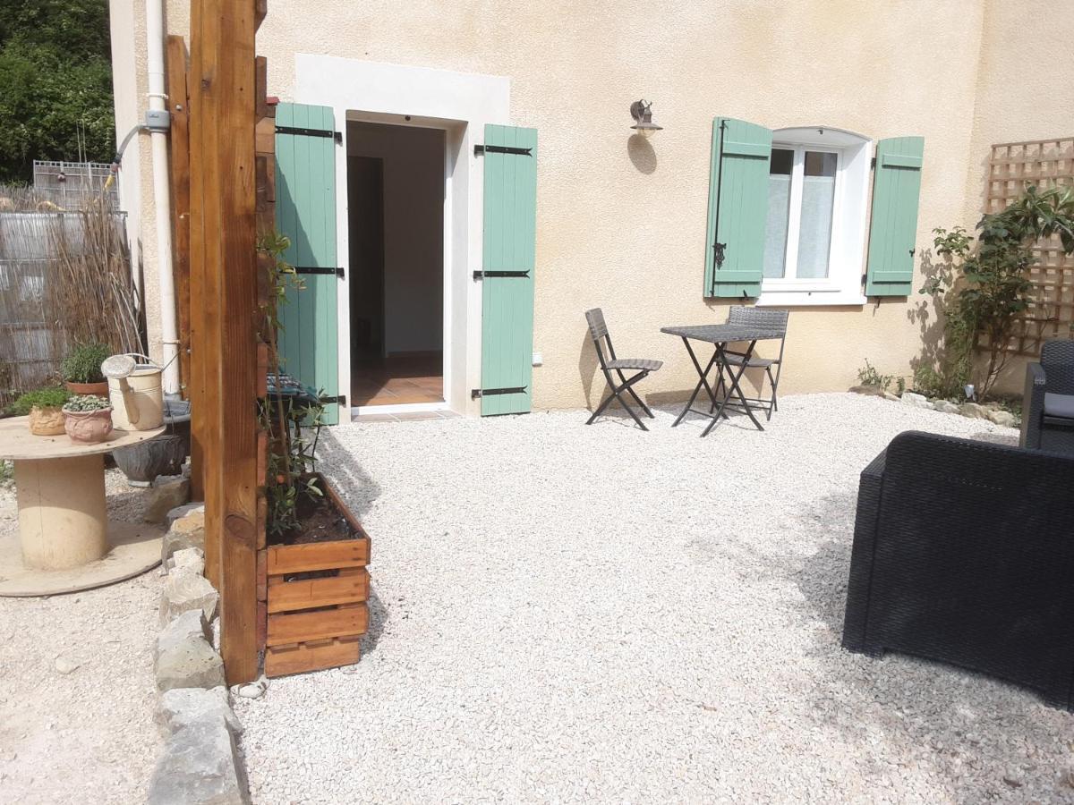 Appartement Le Chemin De Bruniele à Aubres Extérieur photo